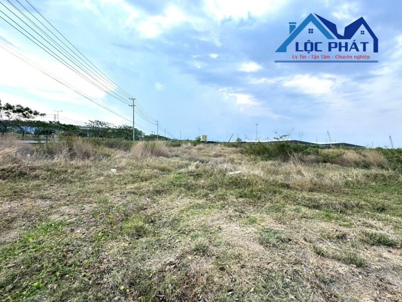 Bán đất làm Kho Logistics KCN Phú Mỹ, Bà Rịa Vũng Tàu 31.400m2