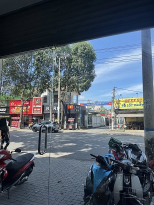 Sang nhượng mặt bằng kinh doanh ngay mặt tiền đường 30/4, Phú Hòa, Thủ Dầu Một, Bình Dương.