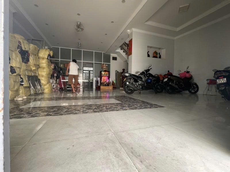 Bán nhà Biệt thự HXH 6m Phú Thọ Hòa - gần Lũy Bán Bích, 8x17m, 4 Tầng - 5PN, 17,5 tỷ.