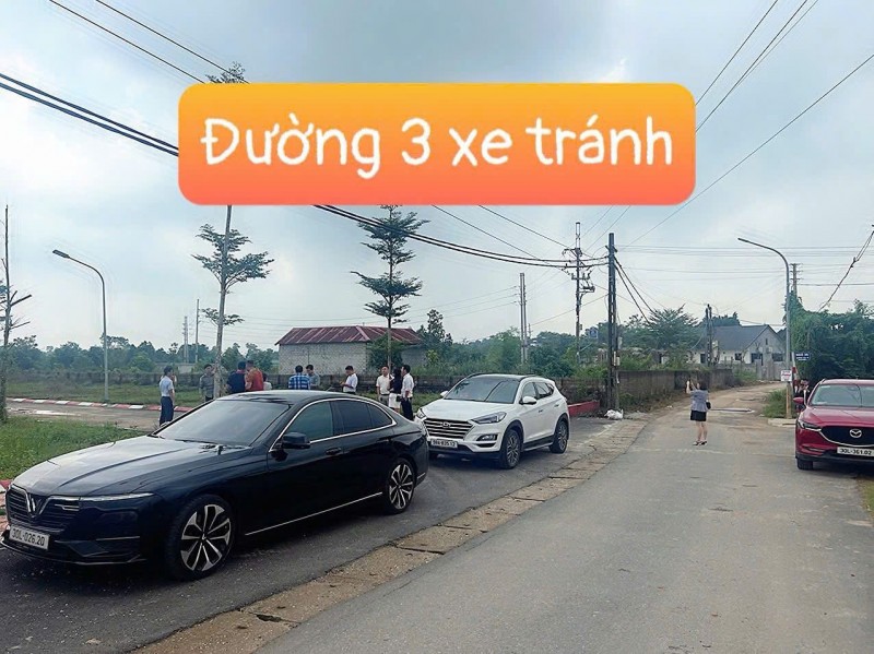 SIÊU PHẨM VIEW HỒ - SÁT ĐHQG HÒA LẠC -Đường ô tô 3 xe tránh, mặt tiền đẹp, dân cư hiện hữu