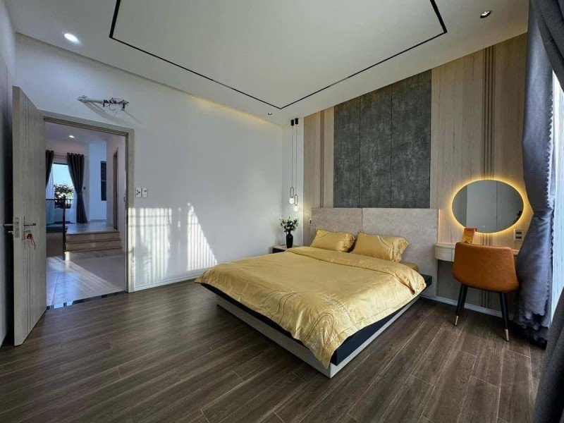 **Bán nhà hxh 8m Nguyễn Thái Bình, phường 12, Tân Bình; 4,5*30m - 15 tỷ