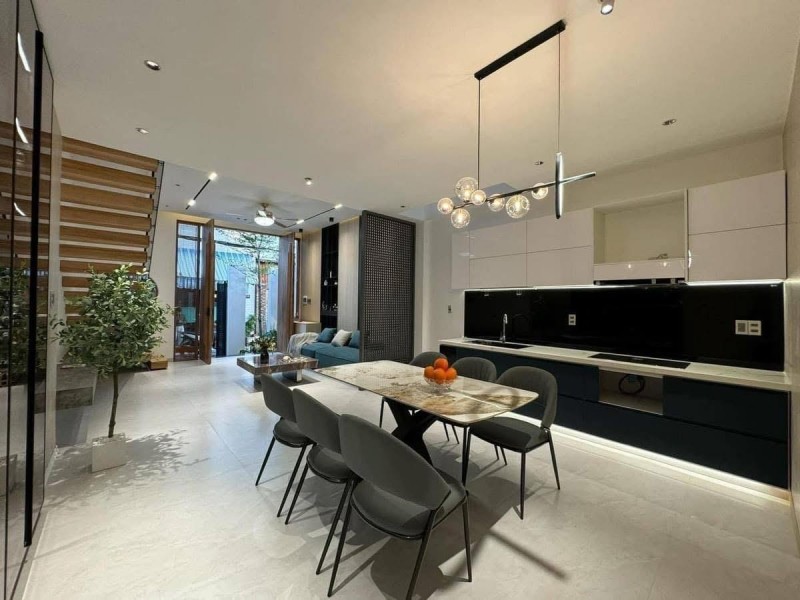 **Bán nhà hxh 8m Nguyễn Thái Bình, phường 12, Tân Bình; 4,5*30m - 15 tỷ