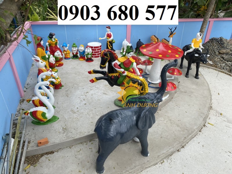 Tượng nhân vật cổ tích cho sân vườn trường mầm non, sân chơi trẻ em