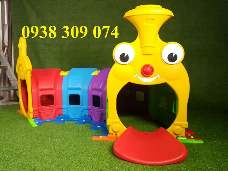 Hầm chui tàu hỏa mầm non, hang chui tàu hỏa mầm non