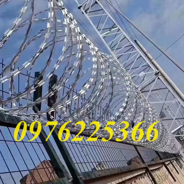 Dây kẽm gai làm hàng rào, dây kẽm gai chống trộm hiệu quả 