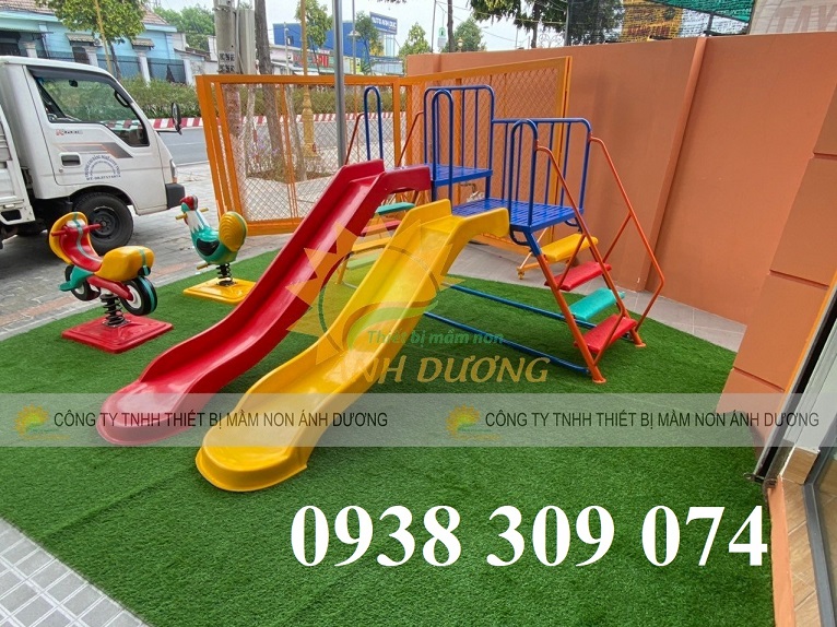 Cầu trượt máng đôi, cầu trượt đôi mầm non 2 máng song song