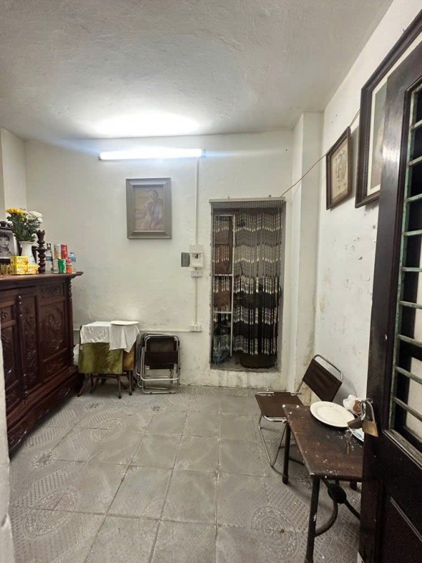 Siêu hiếm mặt phố lê đại hành bán 45M tặng nhà 1 mặt phố 1 mặt ngõ hai bà trưng