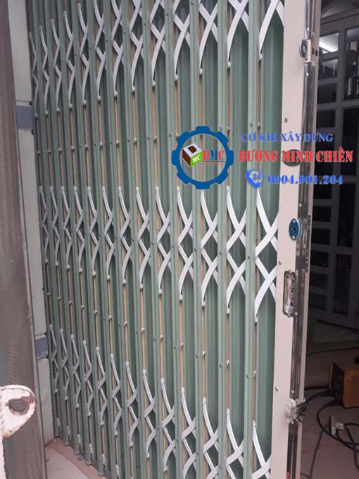 Sửa cửa sắt kéo-cửa kéo đài loan