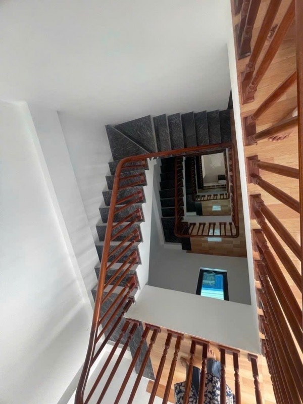 SIÊU PHẨM CỰC HIẾM - Bay nhanh - Ô tô tránh - Mặt phố kinh doanh - Lô góc 2 mặt tiền