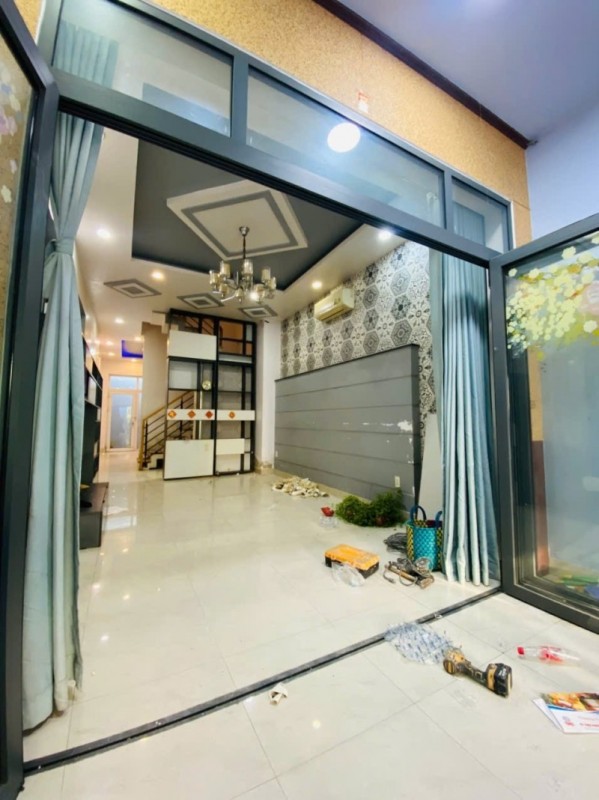 Bán nhà mặt phố đường số 128, Phước Long A,  Q9, Thủ Đức, TP HCM. DT  80m2, 4 tầng, 4PN, SH, 8.39 