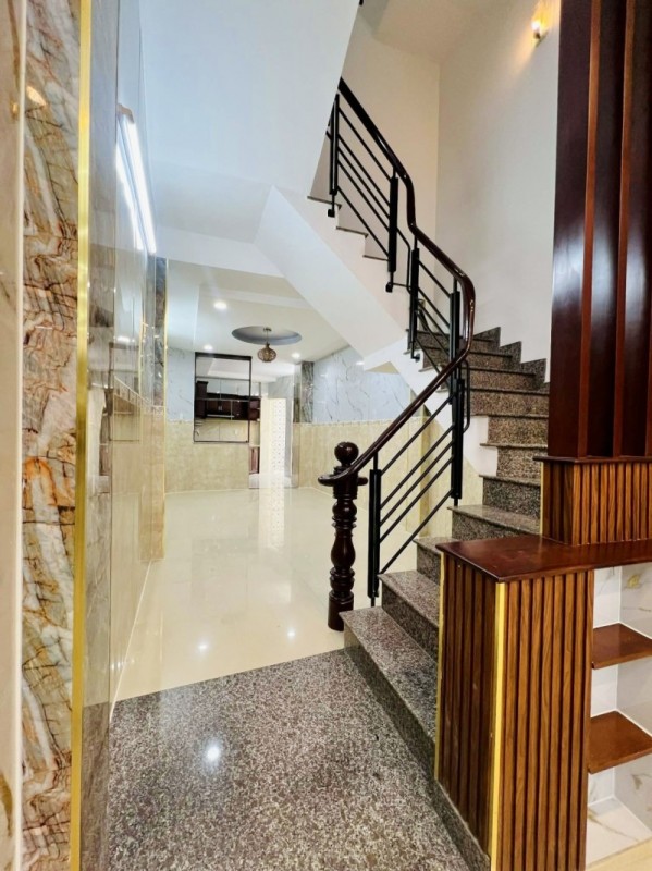 Bán nhà Phạm Thế Hiển Chánh Hưng 4 tầng 6PN Rất rộng !!! Chỉ (7tỷ...)