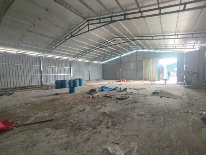 Kho Xưởng Thanh Trì Gần Trường Vạn Phúc: 300/750/950m² Cho Thuê!