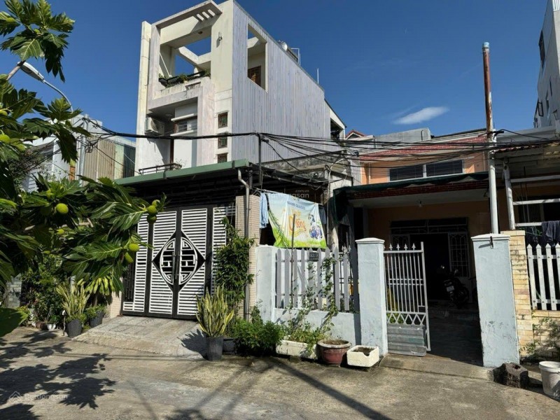 Bán 2 lô liền kiệt 5m đường hồ xuân hương,dt 200m2 ngang 8.4m đối diện công viên