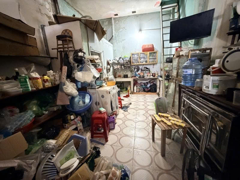 Bán nhà MT Tân Hương - gần Văn Cao, 500m là Chợ Tân Hương, 4,1x16m, 2 tầng, 12,9 tỷ.