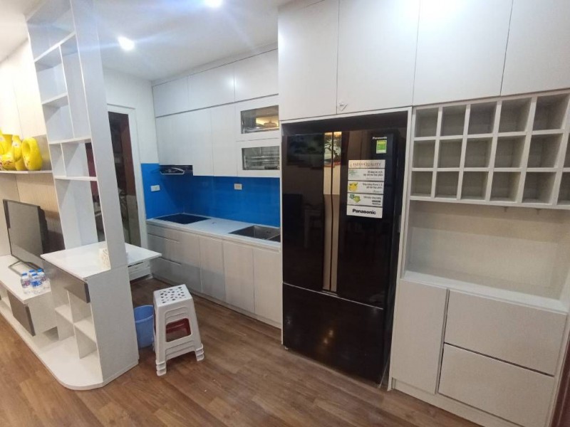 Bán căn hộ CT2C KĐT Nghĩa Đô- Căn góc 2N2VS 56,5m2 giá 6,8 tỷ