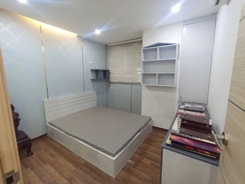 Bán căn hộ CT2C KĐT Nghĩa Đô- Căn góc 2N2VS 56,5m2 giá 6,8 tỷ