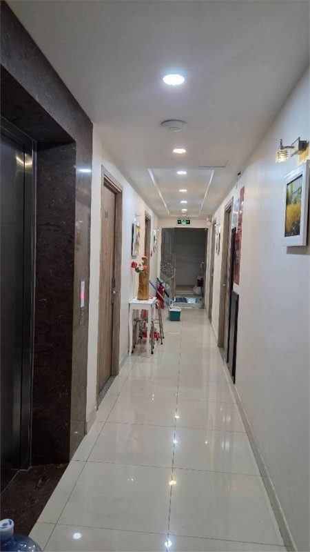 CHỦ ĐỊNH CỨ NƯỚC NGOÀI NÊN BÁN TÀI SẢN Ở VIỆT NAM, TRUNG TÂM PHÚ NHUẬN - DÒNG TIỀN TRÊN 300