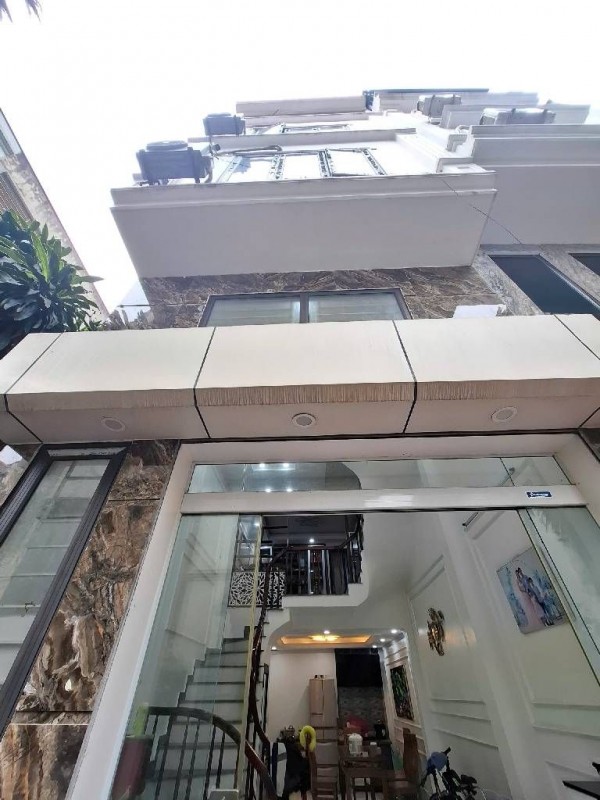 Bán nhà Phố Hoàng Liệt, Hoàng Mai, gần Ô tô, 2 thoáng, 41m2, 8.95 tỷ(CTL)