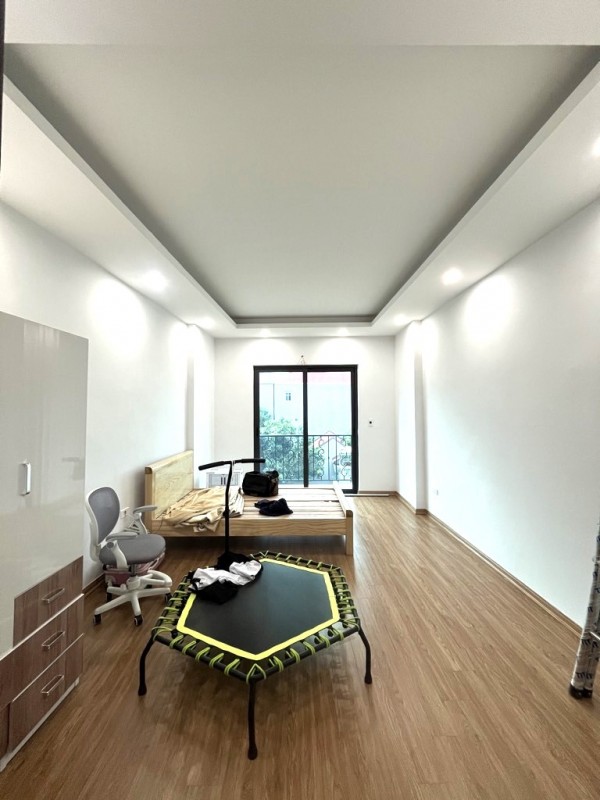 Bán nhà Hoàng Liên Thượng Cát 5 tầng xây mới – ô tô đỗ cửa – cách ô tô tránh hơn 10m – giá nhỉnh 6