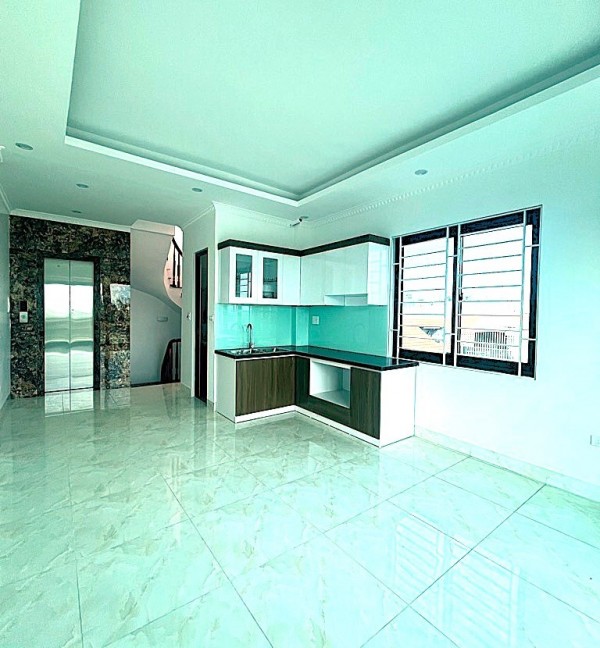 BÁN NHÀ LIÊN MẠC THƯỢNG CÁT 6 TẦNG THANG MÁY – BẮC TỪ LIÊM – GIÁ HƠN 6 TỶ