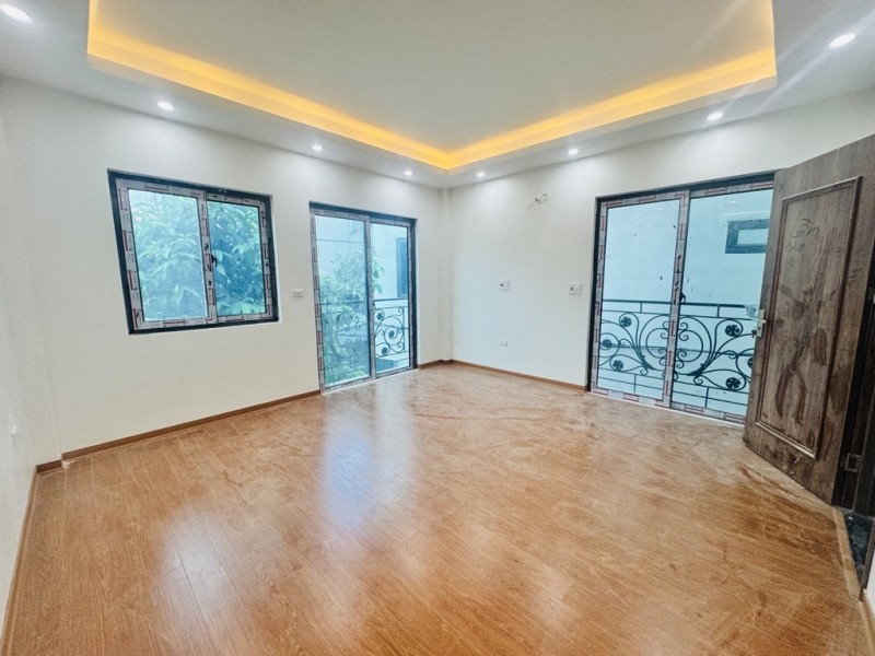 Bán nhà Liên Mạc 6 tầng thang máy – ô tô vào nhà – nhà Liên Mạc giá hơn 6 tỷ