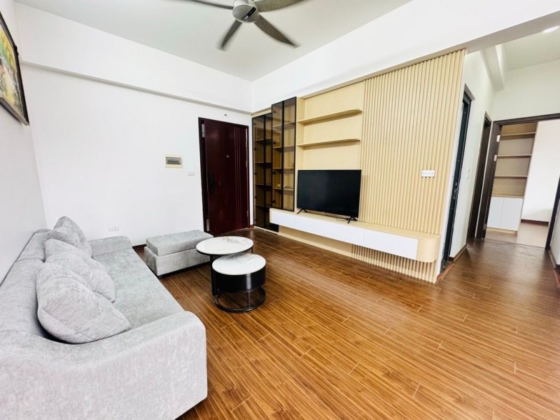 Bán căn hộ tòa C2 Xuân Đỉnh căn góc 62m2 2N2VS giá 6,5 tỷ