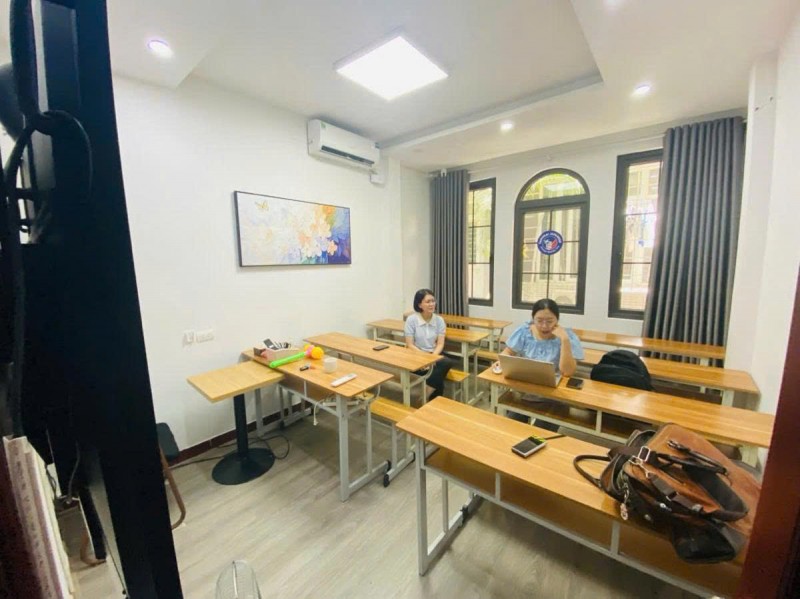 Giảm chào 200tr! Bán nhà mặt phố Khâm Thiên, 40m2, 3 tầng, mặt tiền 4.4m, 21.5 tỷ, kinh doanh đỉnh