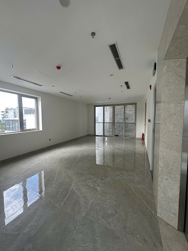 Cho thuê văn phòng tại Trần Hưng Đạo , cạnh Monarchy , gần cầu Rồng, cầu Sông Hàn , 98m2, giá tốt