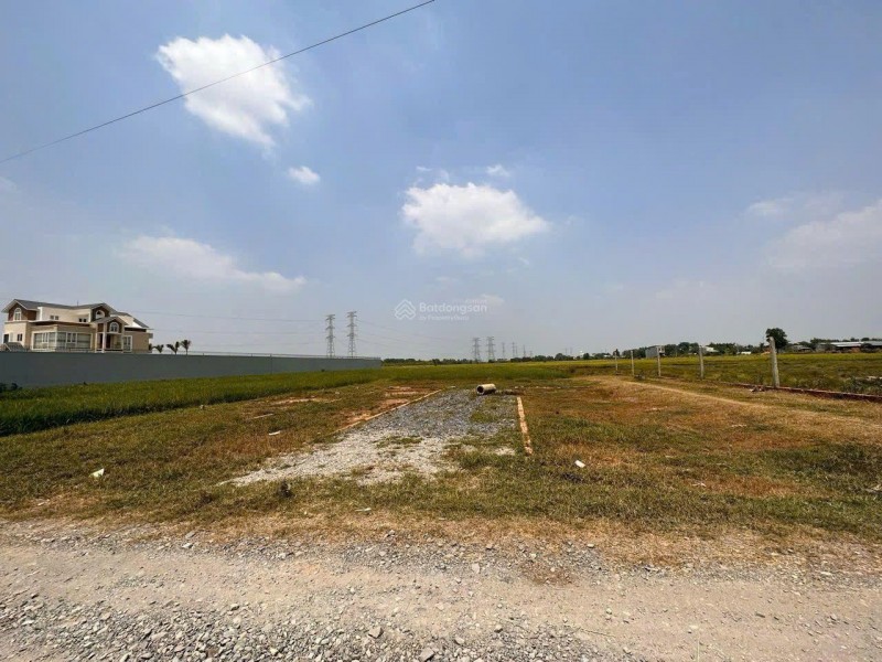 Bán đất tại Nguyễn Văn Dương, Đức Hòa, 10 tỷ, 2000m2 thổ cư chỉ với uy tín