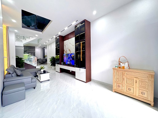 BÁN NHÀ 3 TẦNG MỚI ĐẸP – FULL NỘI THẤT – 36 PHẠM NHƯ TĂNG