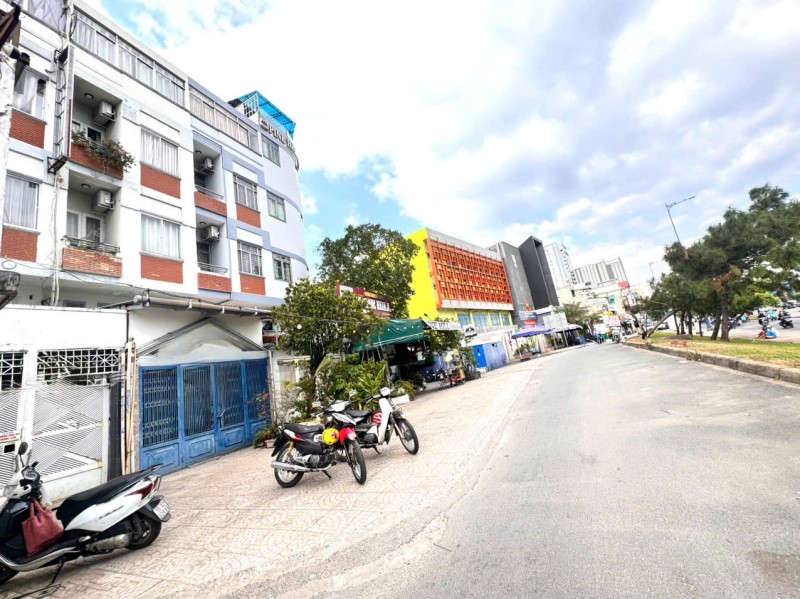 HIẾM - BÁN NHÀ 5 TẦNG MẶT TIỀN Đ.VÕ VĂN KIỆT, P.CẦU ÔNG LÃNH, QUẬN 1 - 4M*16M VUÔNG VỨC - XE HƠI VÔ