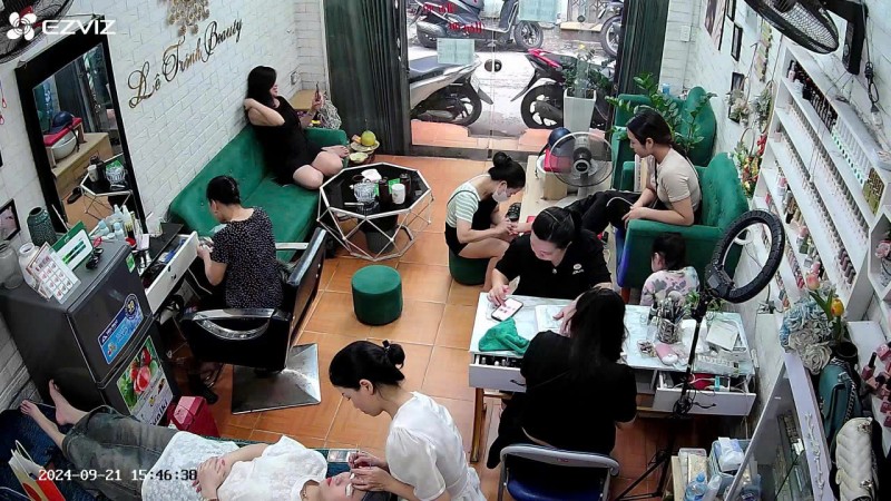 QUẬN ĐỐNG ĐA SANG NHƯỢNG TIỆM MÓNG MI GỘI GÍA CHỈ 1XTR