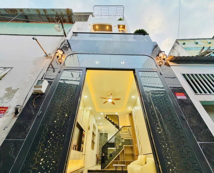 NHÀ BÁN 3 TẦNG – 4PN TẠI GÒ VẤP, TP HỒ CHÍ MINH-  HẺM THÔNG, NỘI THẤT CAO CẤP – GIÁ HƠN 5 TỶ