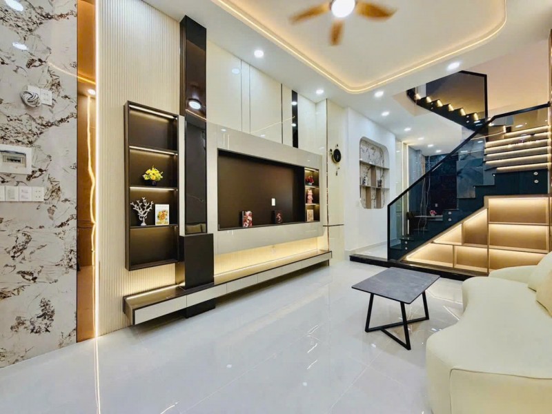 NHÀ BÁN 3 TẦNG – 4PN TẠI GÒ VẤP, TP HỒ CHÍ MINH-  HẺM THÔNG, NỘI THẤT CAO CẤP – GIÁ HƠN 5 TỶ