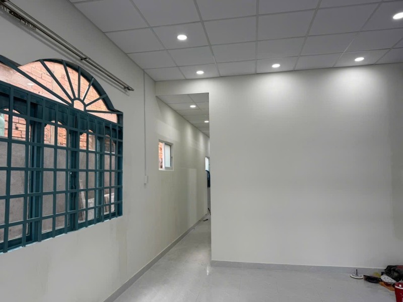 Bán nhà đường số 11, Linh Trung,Thủ Đức, TP HCM. DT 88m2, cấp 4, sổ hồng.  Giá 5.95  tỷ, 2PN -