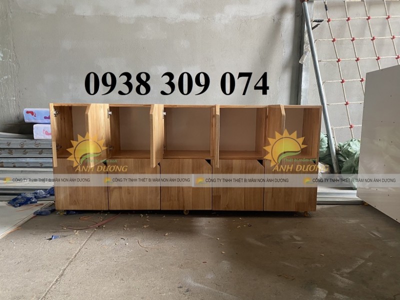 Kệ cặp mầm non AD,kệ đựng balo bằng gỗ cho bé chất lượng cao