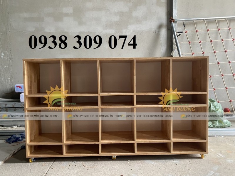 Kệ cặp mầm non AD,kệ đựng balo bằng gỗ cho bé chất lượng cao