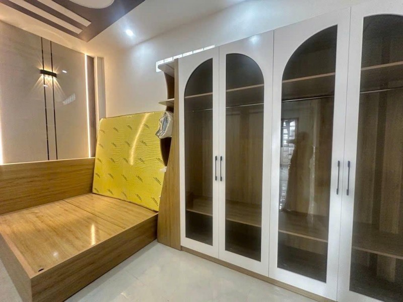 HÀNG HIẾM - NHÀ ĐẸP HẺM KINH DOANH THÔNG TRƯƠNG THỊ HOA - Q12-NGANG ĐỈNH 5m - 4 TẦNG KIÊN CỐ - FULL