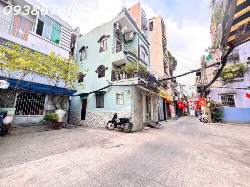 BÁN NHÀ 3 TẦNG MẶT TIỀN HẺM XE TẢI Đ.HAI BÀ TRƯNG, QUẬN 3 - DT 64M2 - NHÀ 2 MT TRƯỚC SAU THOÁNG-