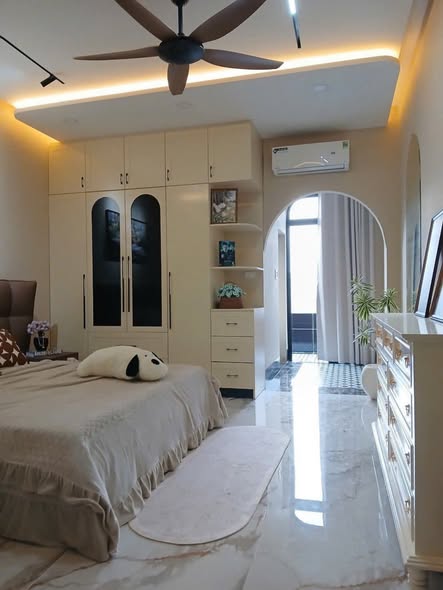 MẶT TIỀN KD - NGAY LÊ VĂN QUỚI - HƯƠNG LỘ-2 - DT 108M - 6 TẦNG - THANG MÁY