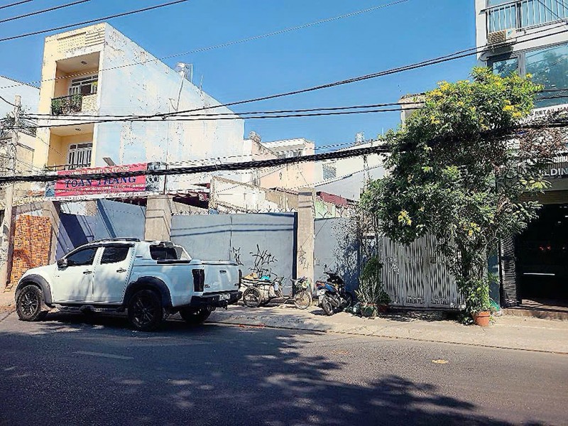 BÁN NHÀ C4 MẶT TIỀN KD Đ.TÔN THẤT THUYẾT, QUẬN 4 - NGANG SIÊU KHỦNG 13M*26M - GÓC 2 MẶT TIỀN NỞ HẬU