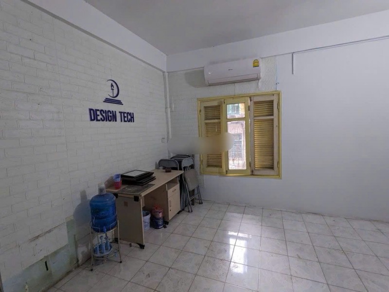 Cho thuê căn hộ tập thể tầng 3 số 809 Giải Phóng,  70m2, 2 phòng ngủ, 6 triệu