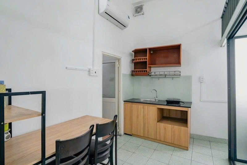 Bán nhà Hẻm 5m Nguyễn Văn Đậu - thông Phan Văn Trị, 8x9m, 4 Tầng- 8PN, chỉ 12,99 tỷ.