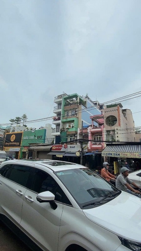 Bán nhà MTKD ngang 5.2m 104m2 gần chợ Phan Văn Trị Bình Thạnh tiện xây VP, CTY 18 tỷ.