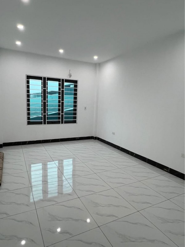 NHÀ CHÍNH CHỦ - GIÁ TỐT - Vị Trí Đẹp Tại La Phù, Hà Đông