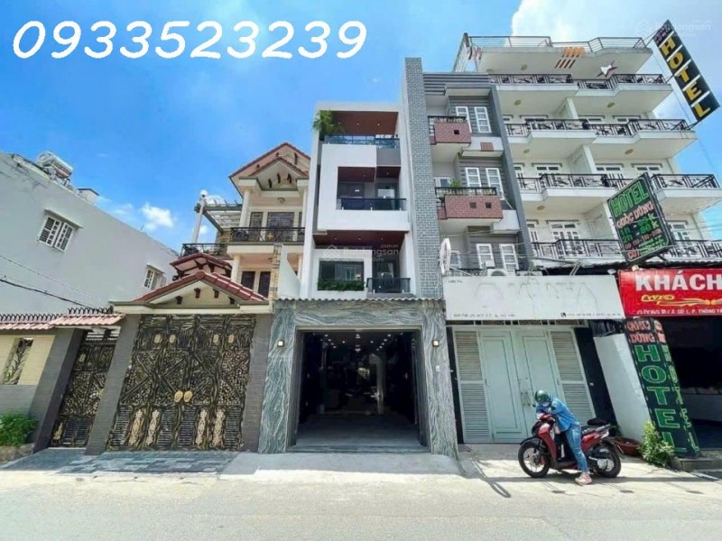 Bán nhà mới mặt tiền đường số 1 phường 11 Gò Vấp, DT 4m x 21,5m (86m2), 4 tầng, thang máy