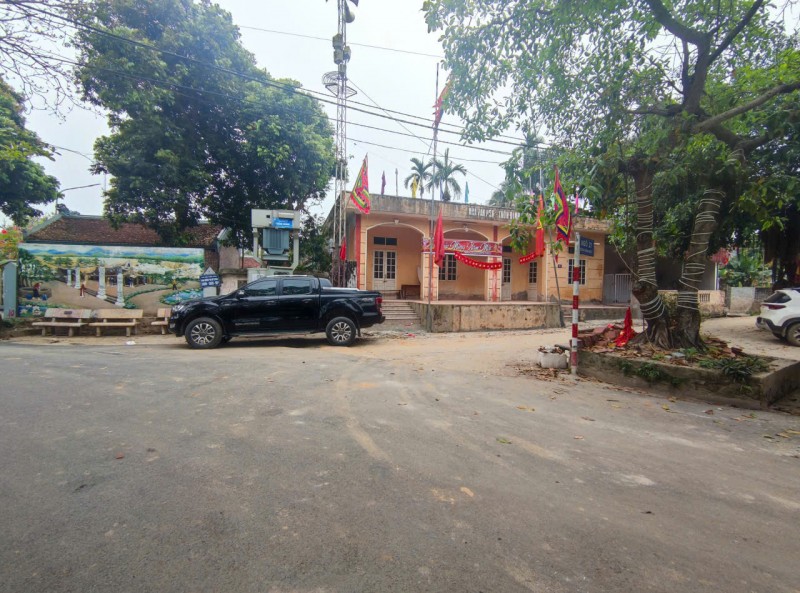 Chính chủ bán đất đẹp Đoài Phương, TX Sơn Tây, Ba bước ra QL 21(80m), 112 m2, Giá 3,1 tỷ.