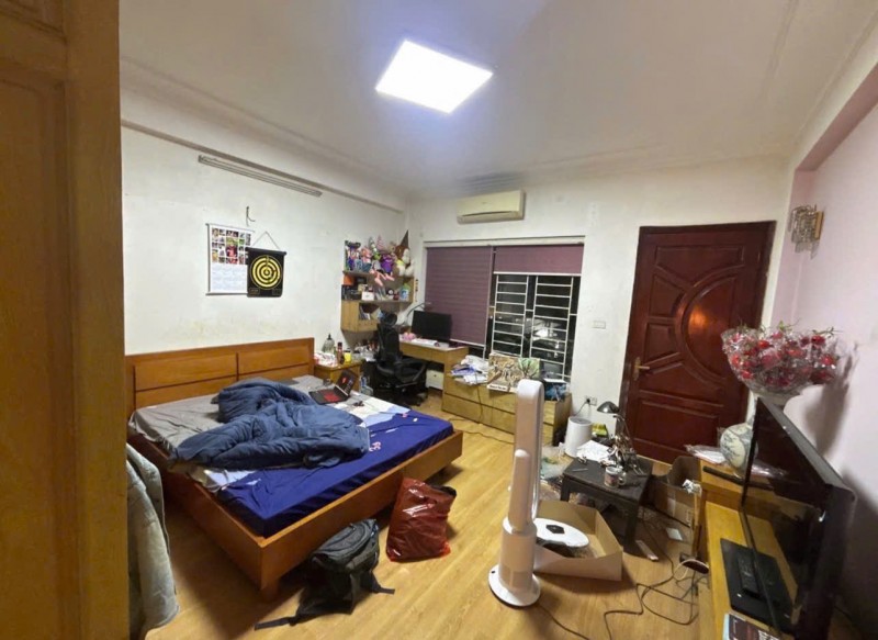 Bán nhà 5 tầng phố Bà Triệu Hà Đông 8,6 tỷ