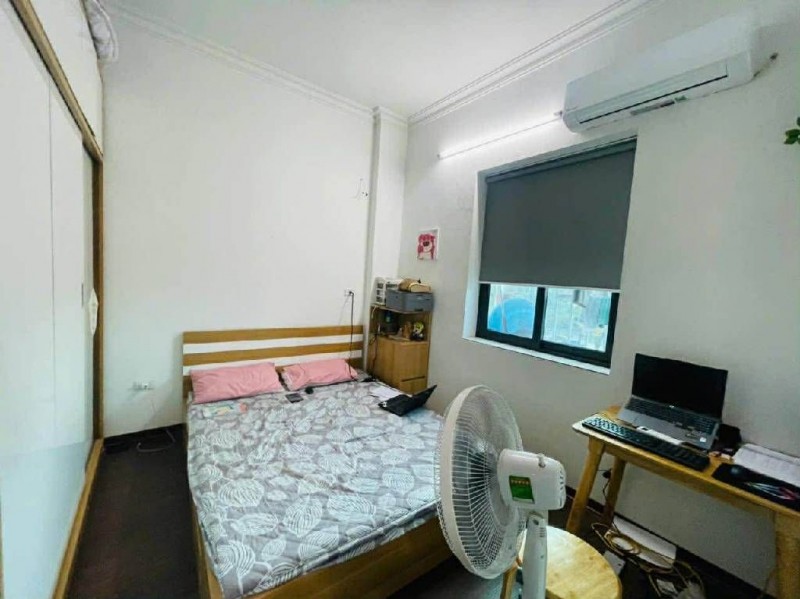 Bán nhà Võ Chí Công gần viện Tim 32m2- 4,5 tầng- giá 8,38 tỷ