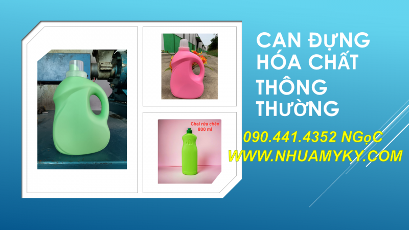 Bình nhựa 1 lít đựng nhớt, can nhựa 2 lít đựng nước làm mát động cơ 